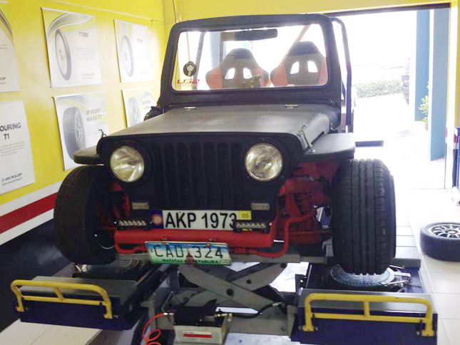 Did You See That Bridal Owner Type Jeep Well Here Are More Pics