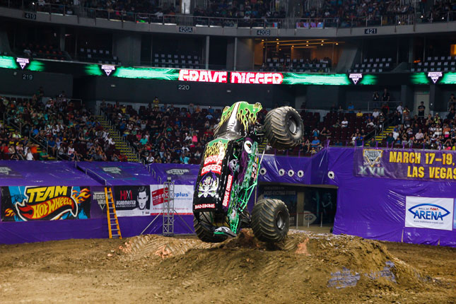 Monster Jam in Manila: 24 photos for those who were not able to see the ...