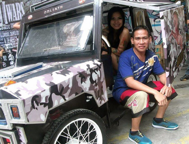 Hummer pedicab