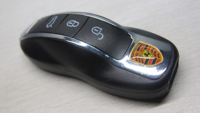 Car-key thumb drives
