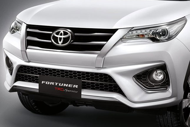 Бампер trd fortuner