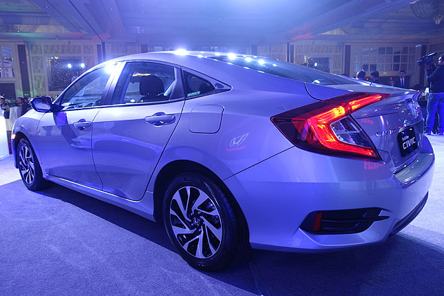 23 images: Scenes from the PH launch of the 10th-generation Honda Civic