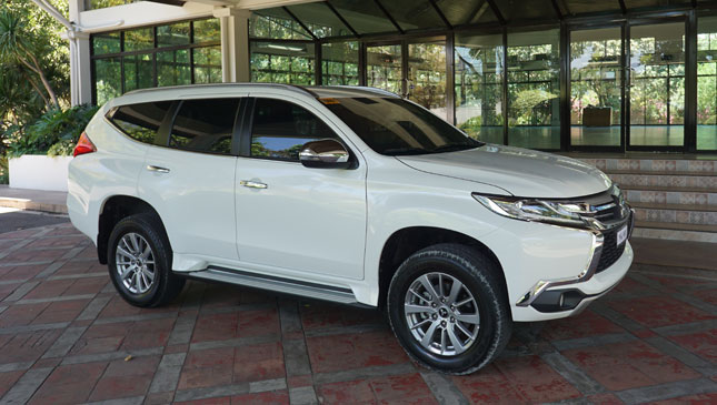 MITSUBISHI MONTERO SPORT 2.4 4X4 MT 2019