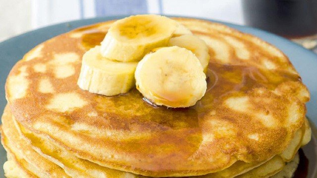 Banana Pancakes Recipe | Yummy.ph