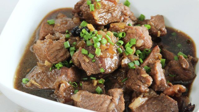 WATCH: Beef Pares is a Pinoy Favorite