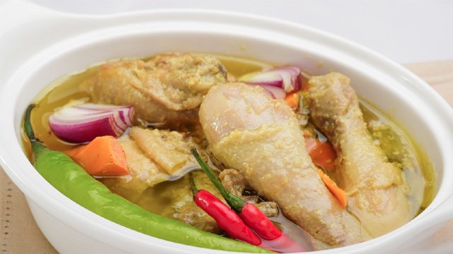 Ginataang Manok With Luyang Dilaw Pinasarap Na Recipe By Yummyph 2693