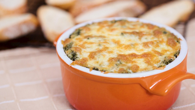 This 20-Minute Spinach-Mushroom Dip Will Dazzle Any Party