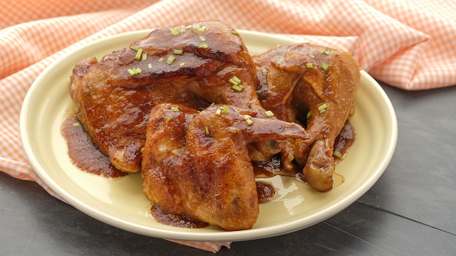 chicken cooked in sprite or lemon lime soda sauce 