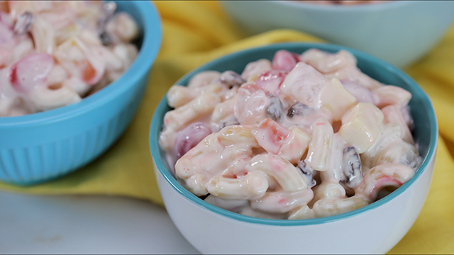 This macaroni salad is a fruity combination with cheese chunks that make it super appetizing.