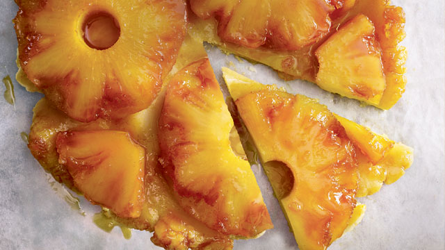 Mouthwatering Pineapple-mint Tarte Tatin Recipe